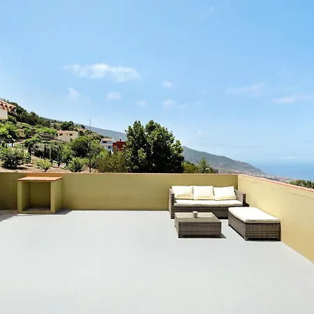 House Vochozka 招待所 拉奥罗塔瓦