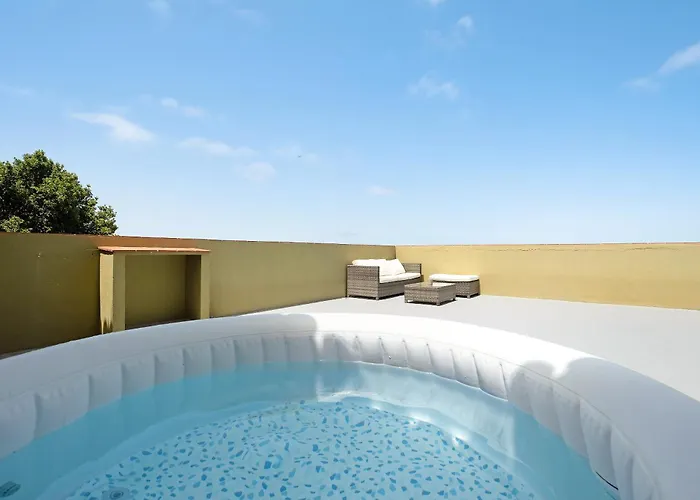 House Vochozka 3*